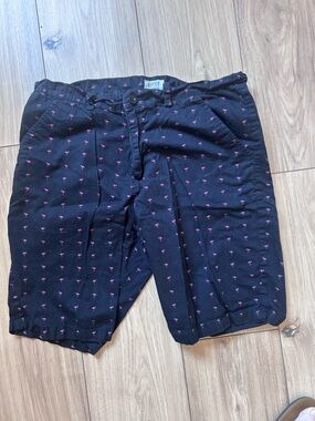 Black Button-Front Shorts with Pink Flamingo Print Summer Resortwear Vacation
